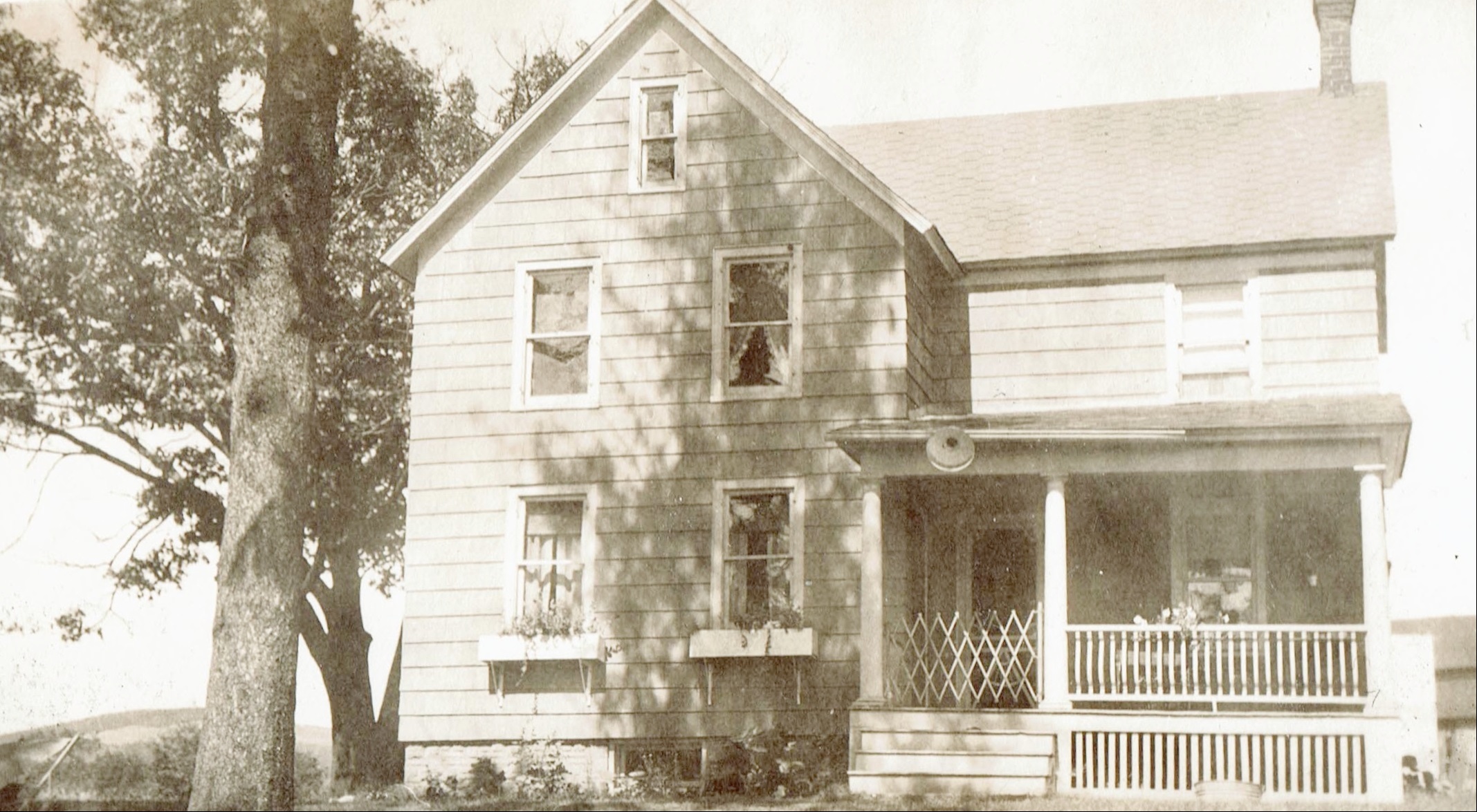 Photo of our 1st Conklin Road House