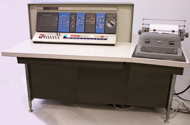 Photo of the IBM 1620, a scientific minicomputer of the 1960s