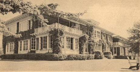 Photo of the <i>IMB Homestead</i> mansion used to house celebreties and corporate executives