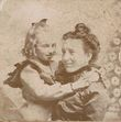 Photo of Jessica Hoyt Thompson and her aunt, Inez Hoyt Boller circa 1900